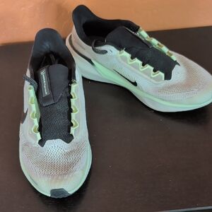 Nike Kids Pegasus 41 White Barely Volt 6Y